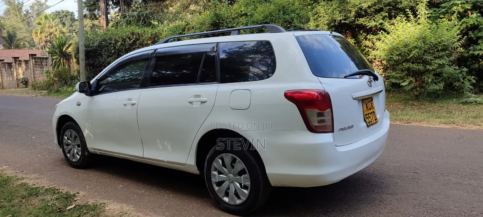 Toyota Corolla Fielder 2011 White