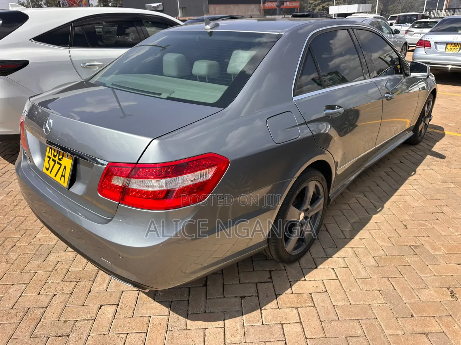 Mercedes-Benz E200 2014 Silver