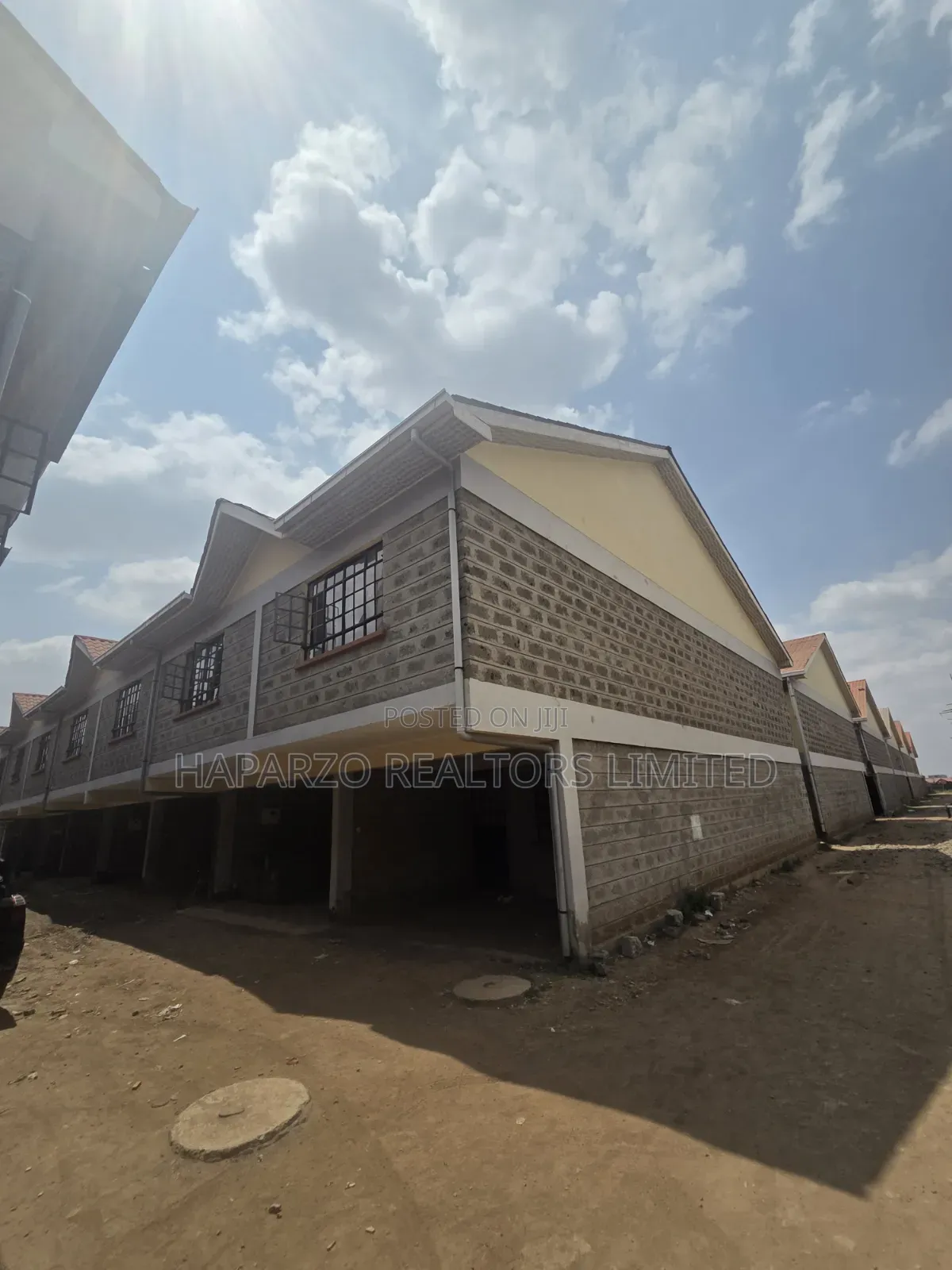 4bdrm Maisonette in Juja Farm Road, Kalimoni for rent