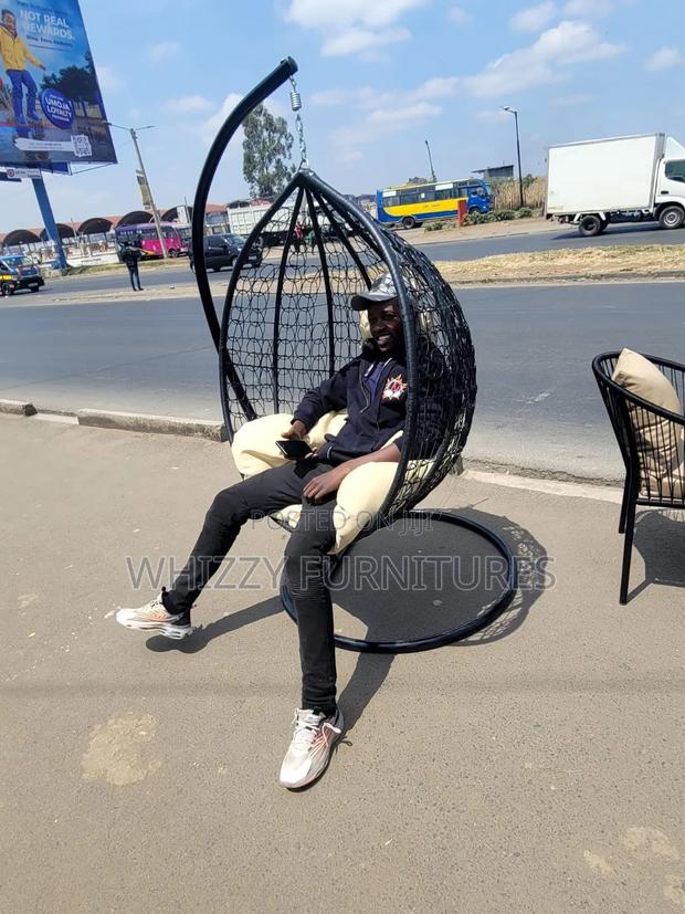 Hanging Basket Chair - thumbnail 2