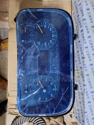 Mitsubishi Fuso Fj Dashboard Speedometer and Gauge Assembly