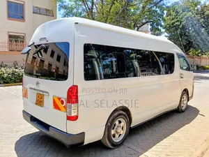 Toyota Quantum 2019 White