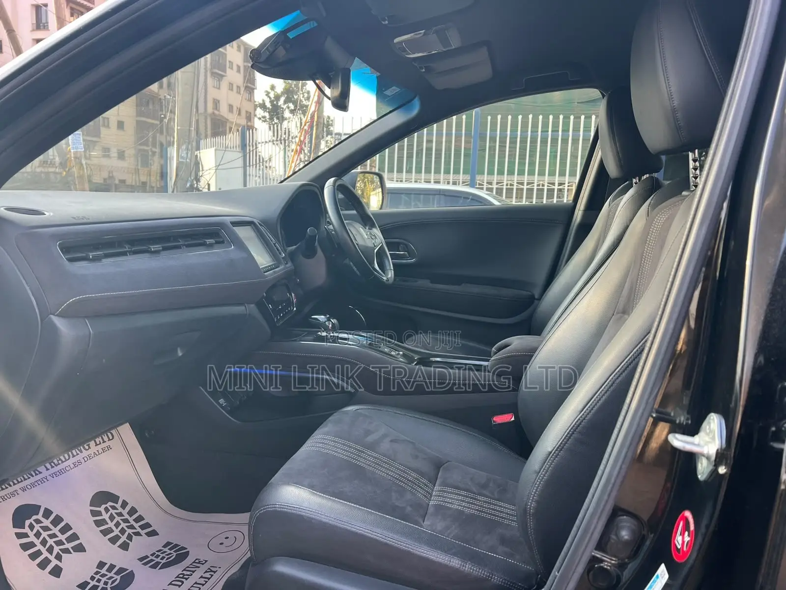 Honda Vezel 1.5 Hybrid 2WD 2019 Black