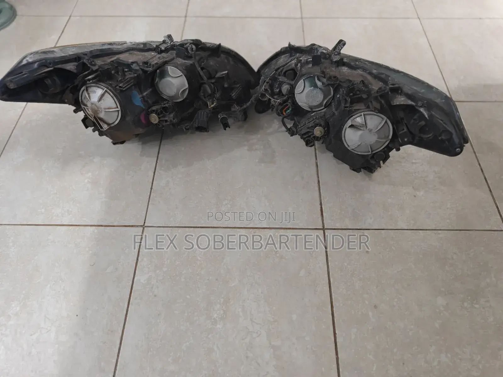 OE Nissan Fuga Xenon Headlights