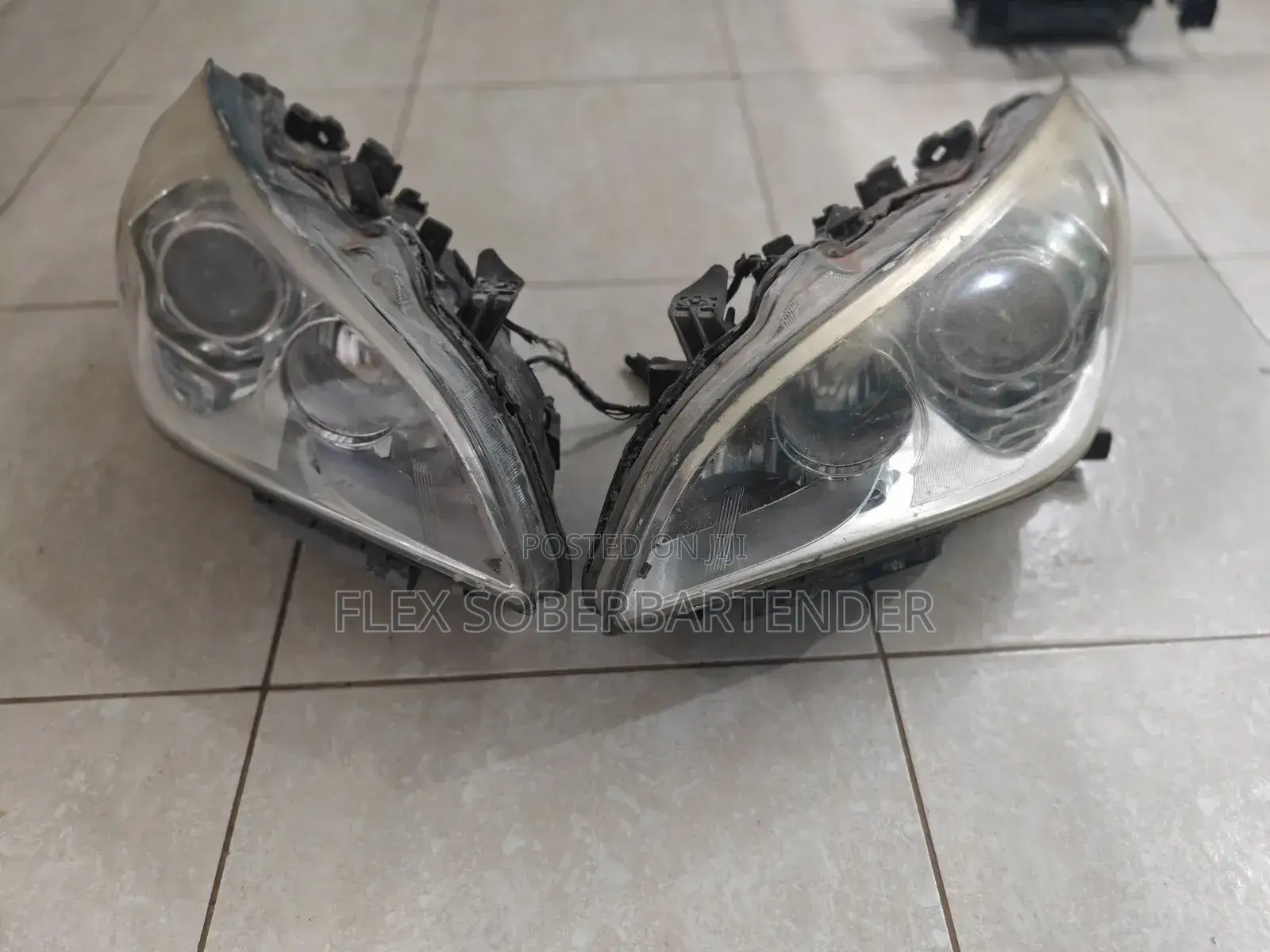 OE Nissan Fuga Xenon Headlights