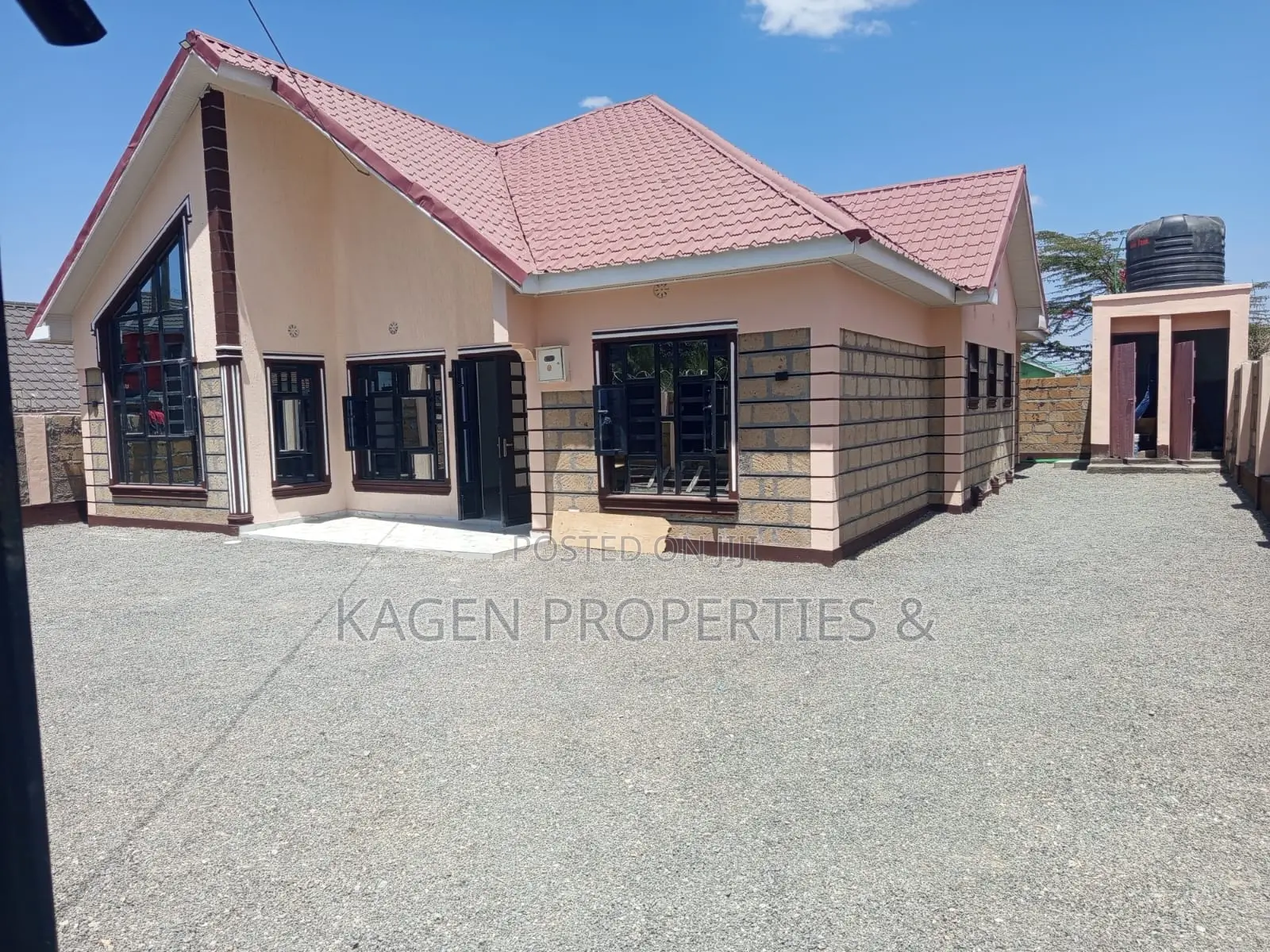 3bdrm Bungalow in Kiserian for sale