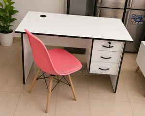 Modern 3-Drawer Office Desk Nairobi | Compact Lockable Workstation