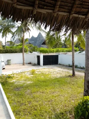Furnished 3bdrm Villa in Diani 2Nd Row for sale