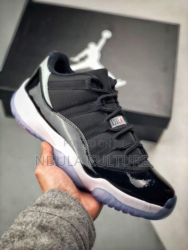 Jordan 11 Low Cut Unisex - thumbnail 4