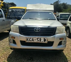 Toyota Hilux 2015