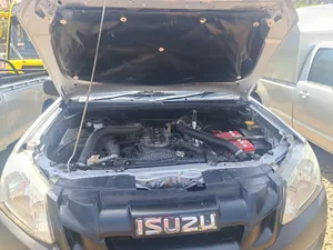 Isuzu D-MAX 2016