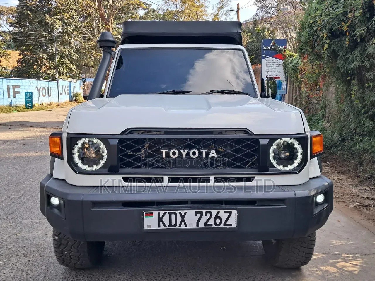 Toyota Land Cruiser 2012 Off white