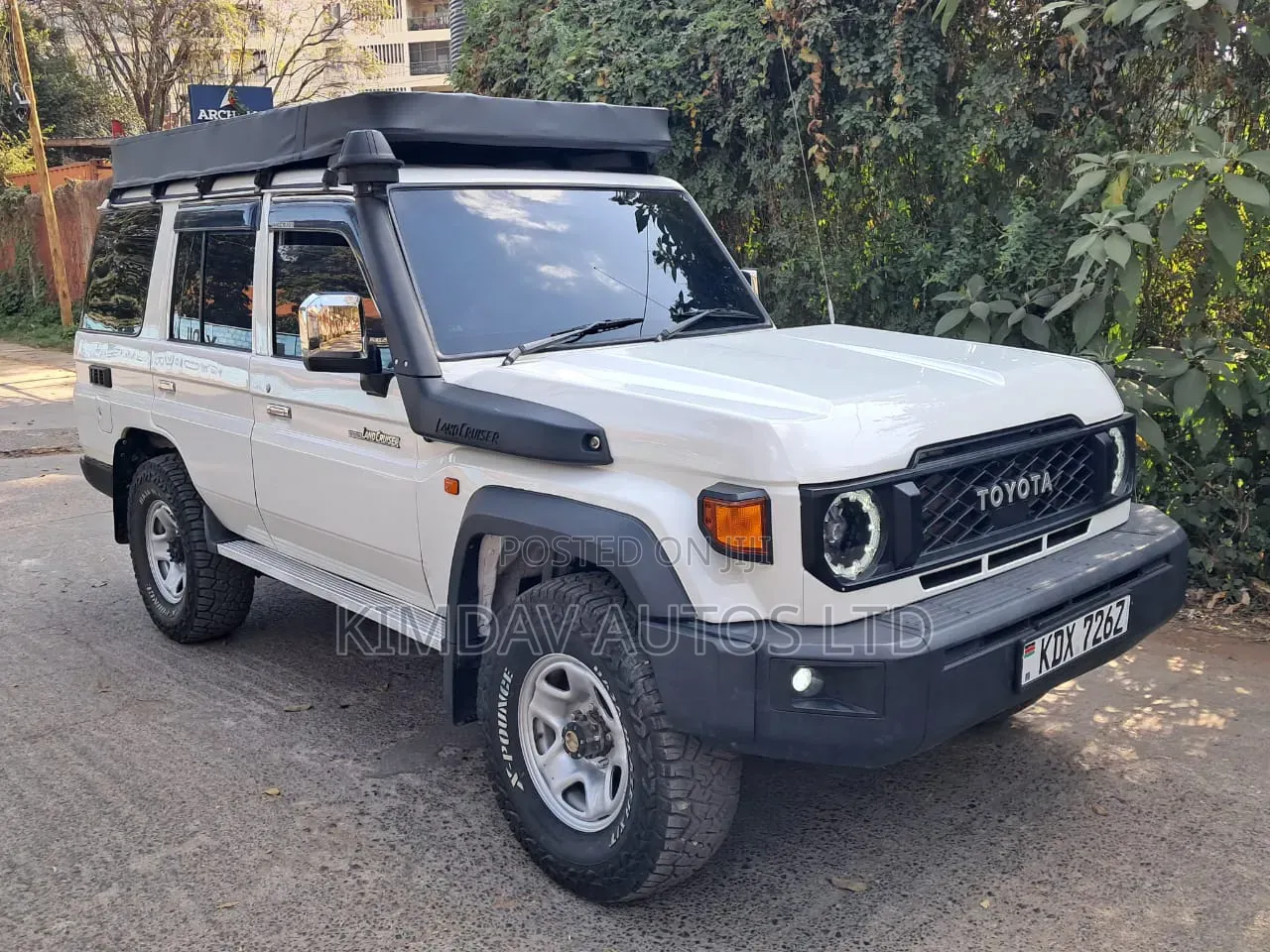 Toyota Land Cruiser 2012 Off white