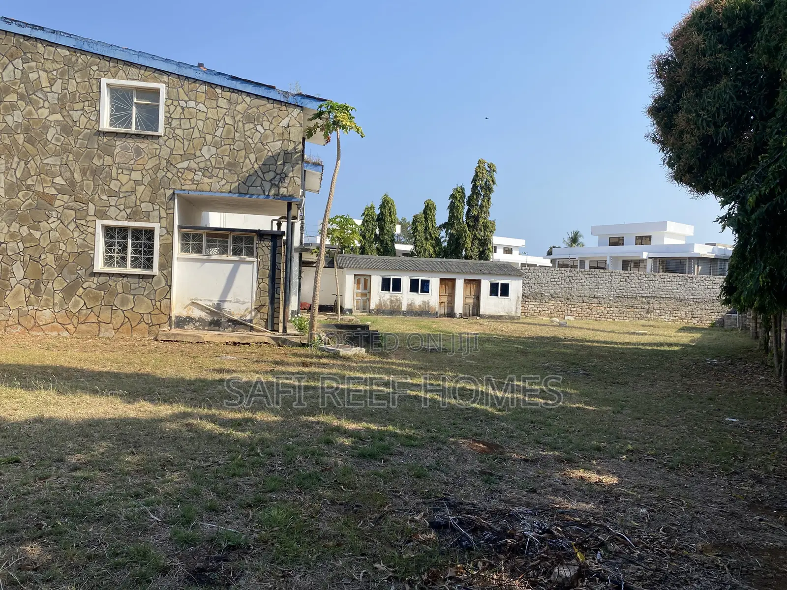 Huge 1-Acre Property to Let – Links Road, Nyali, Mombasa