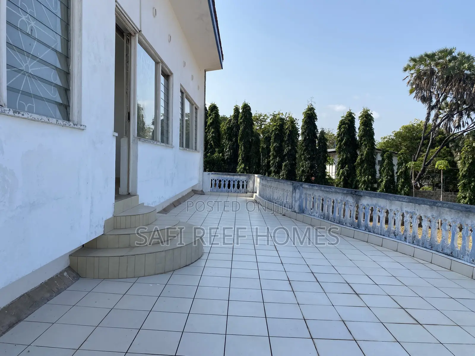 Huge 1-Acre Property to Let – Links Road, Nyali, Mombasa