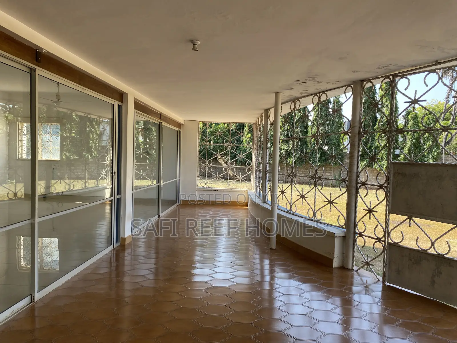 Huge 1-Acre Property to Let – Links Road, Nyali, Mombasa