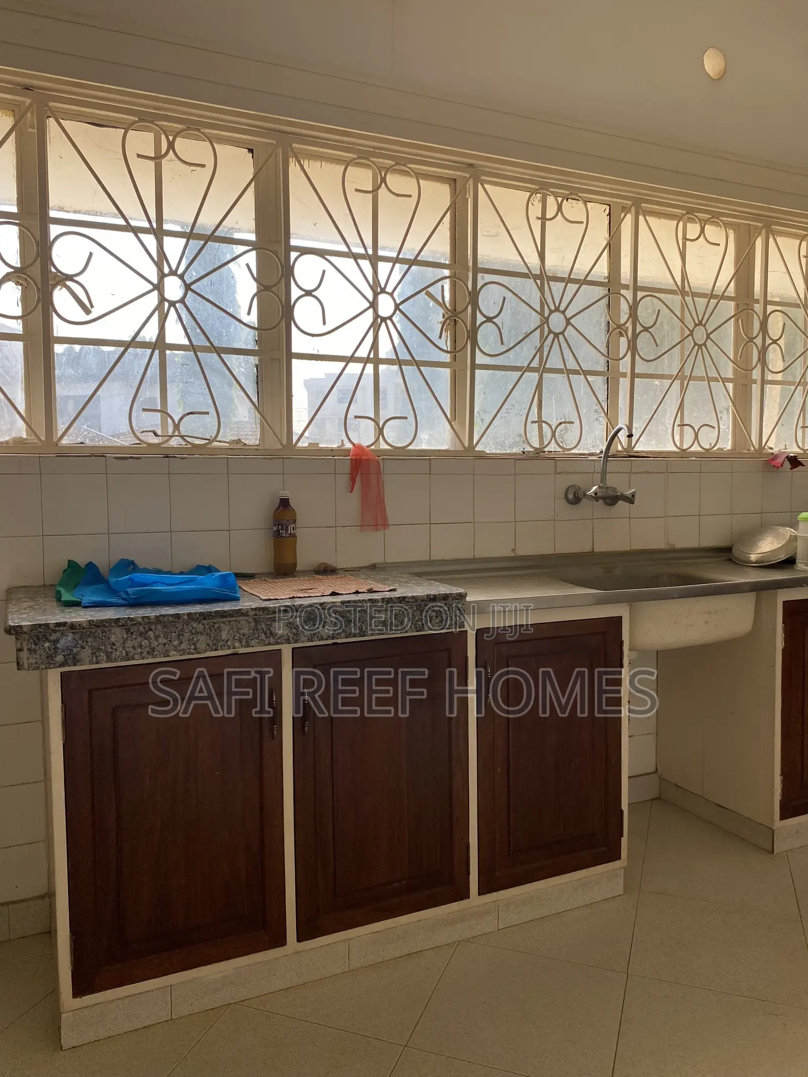 Huge 1-Acre Property to Let – Links Road, Nyali, Mombasa