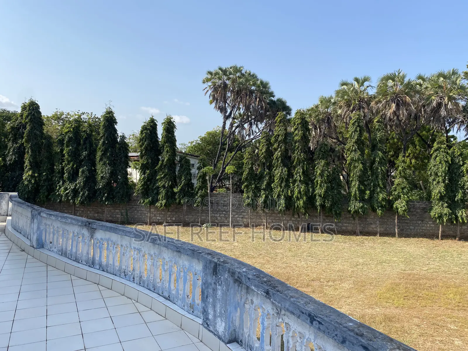 Huge 1-Acre Property to Let – Links Road, Nyali, Mombasa