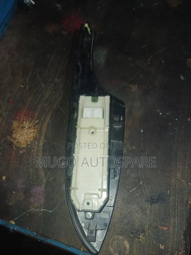 Axio Window Main Switch - thumbnail 2