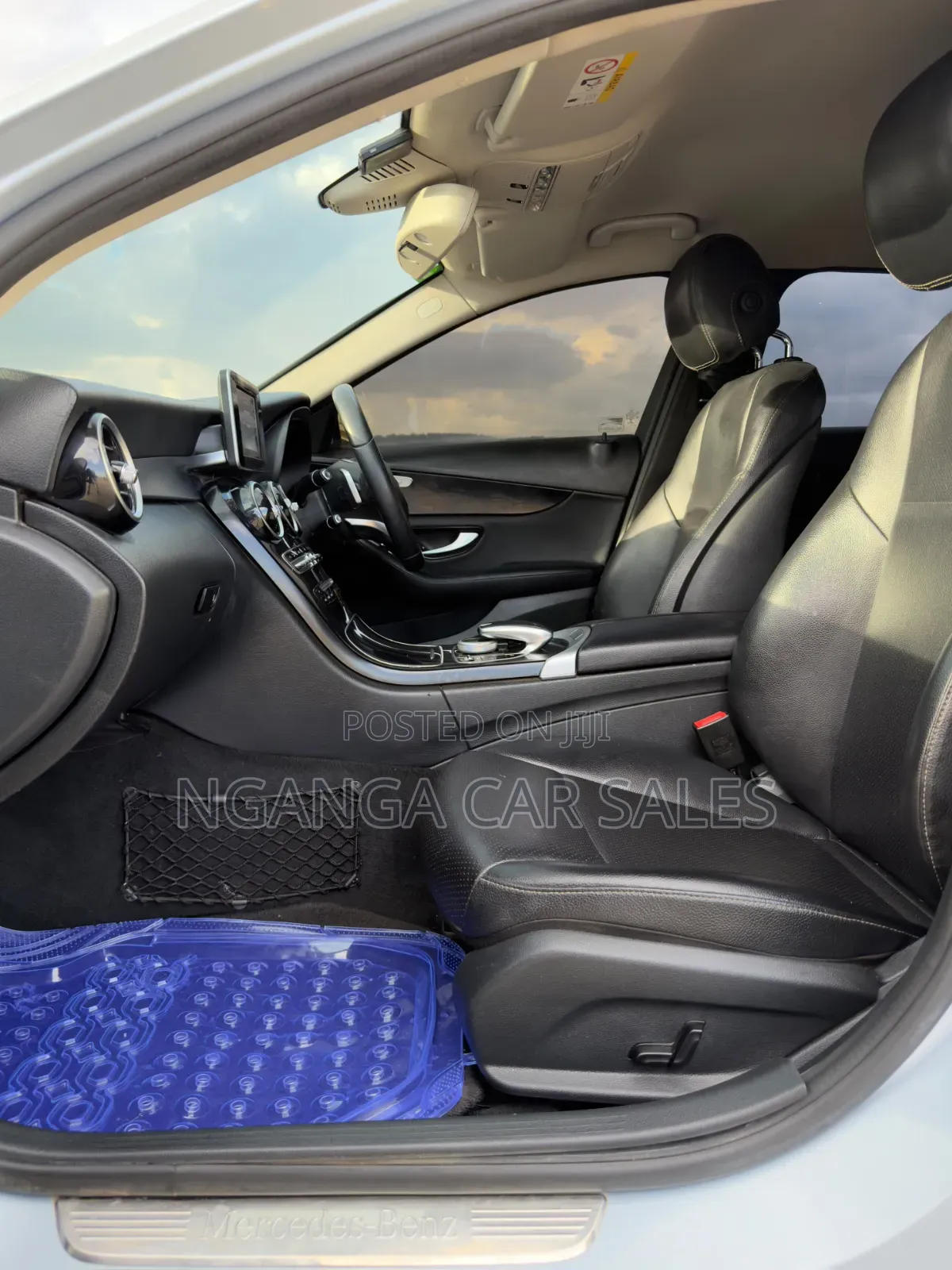 Mercedes-Benz C200 2015 Blue