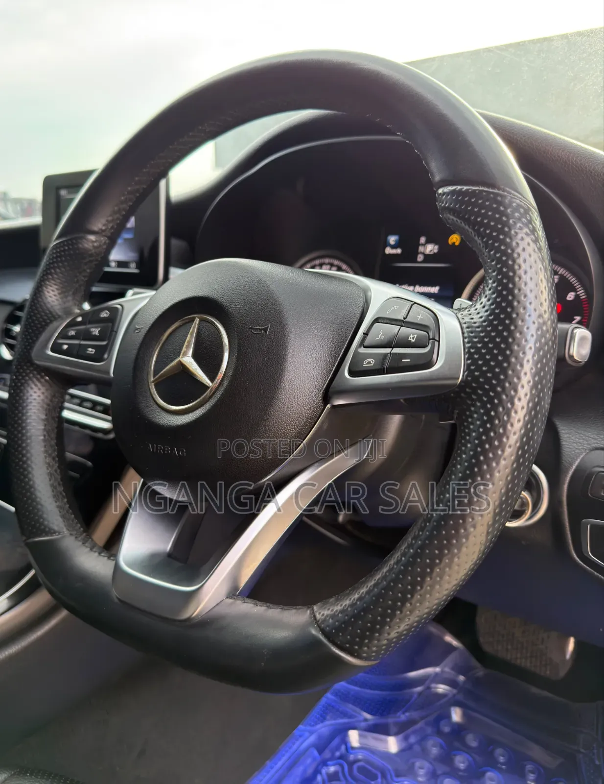 Mercedes-Benz C200 2015 Blue