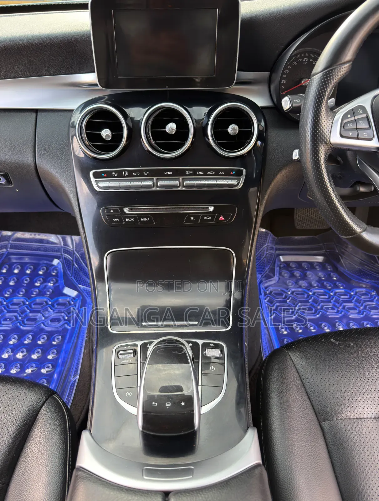 Mercedes-Benz C200 2015 Blue