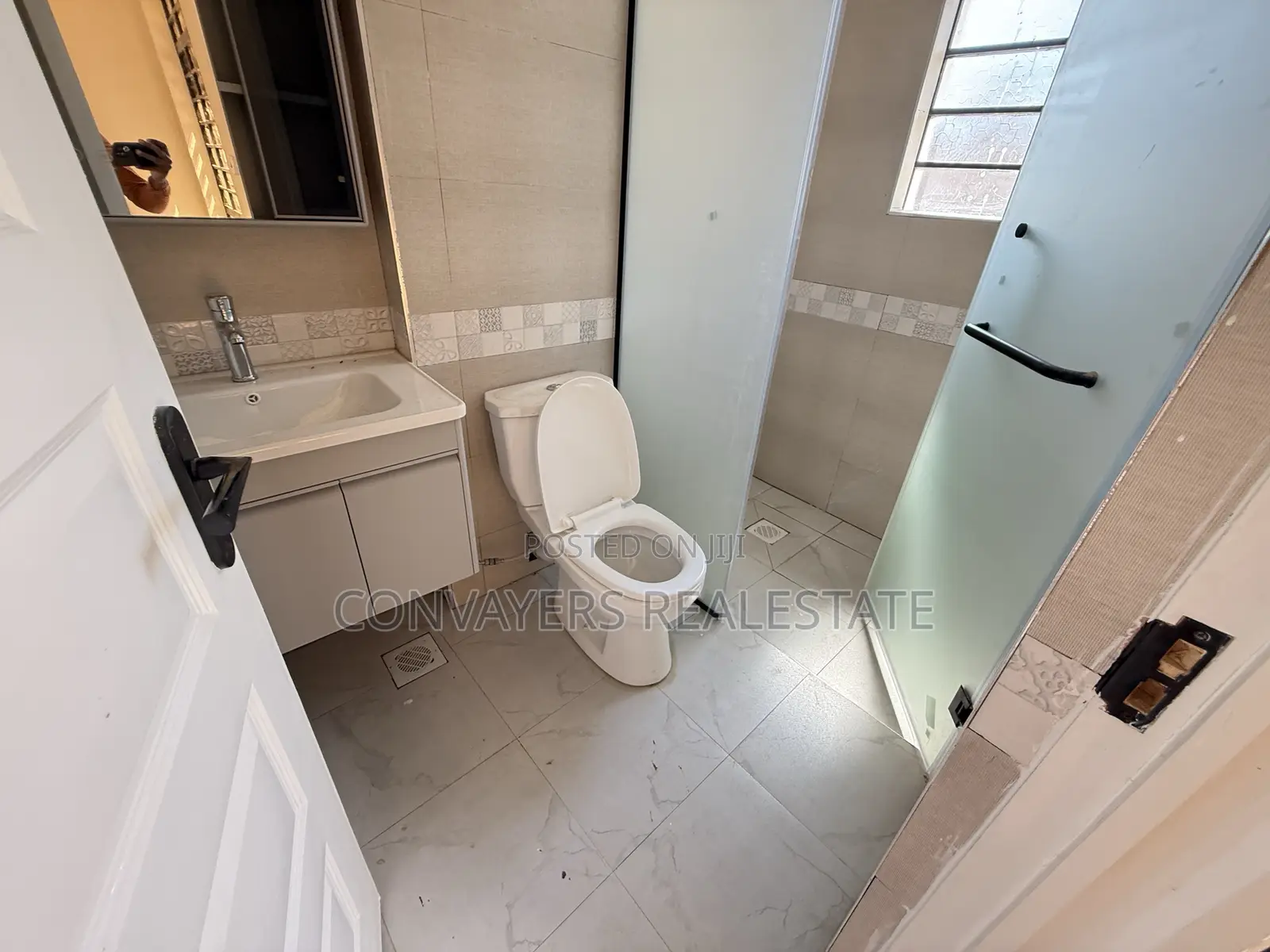 5bdrm Townhouse / Terrace in Thogoto for rent