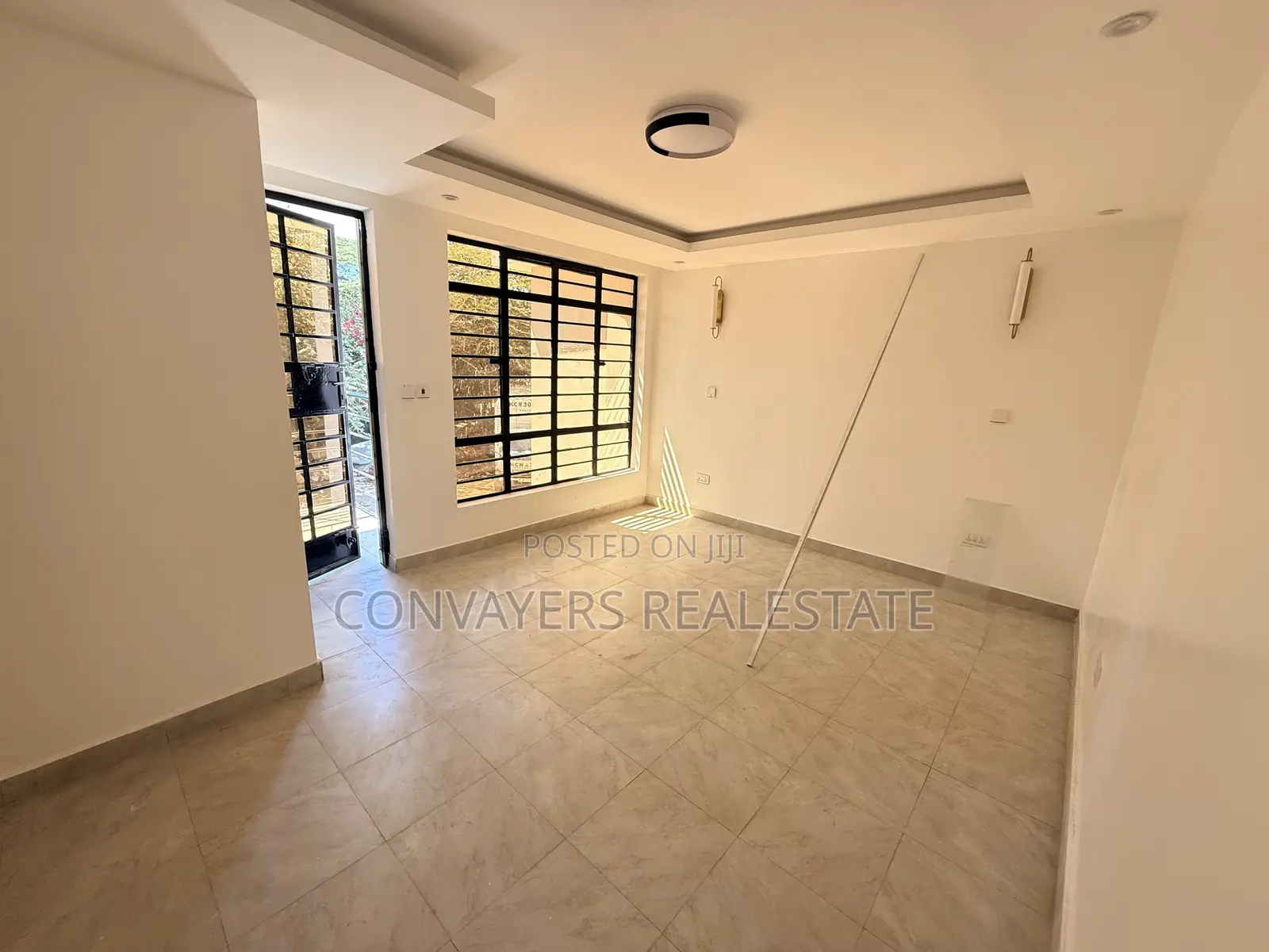 5bdrm Townhouse / Terrace in Thogoto for rent