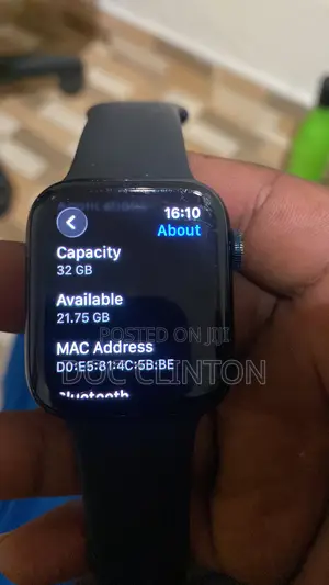 Apple Watch SE 2nd Gen 44mm