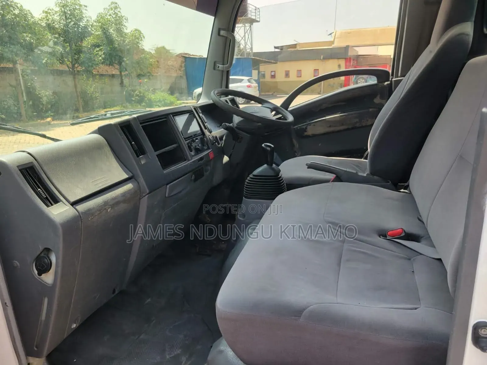 Isuzu Truck NMR Local on Sale