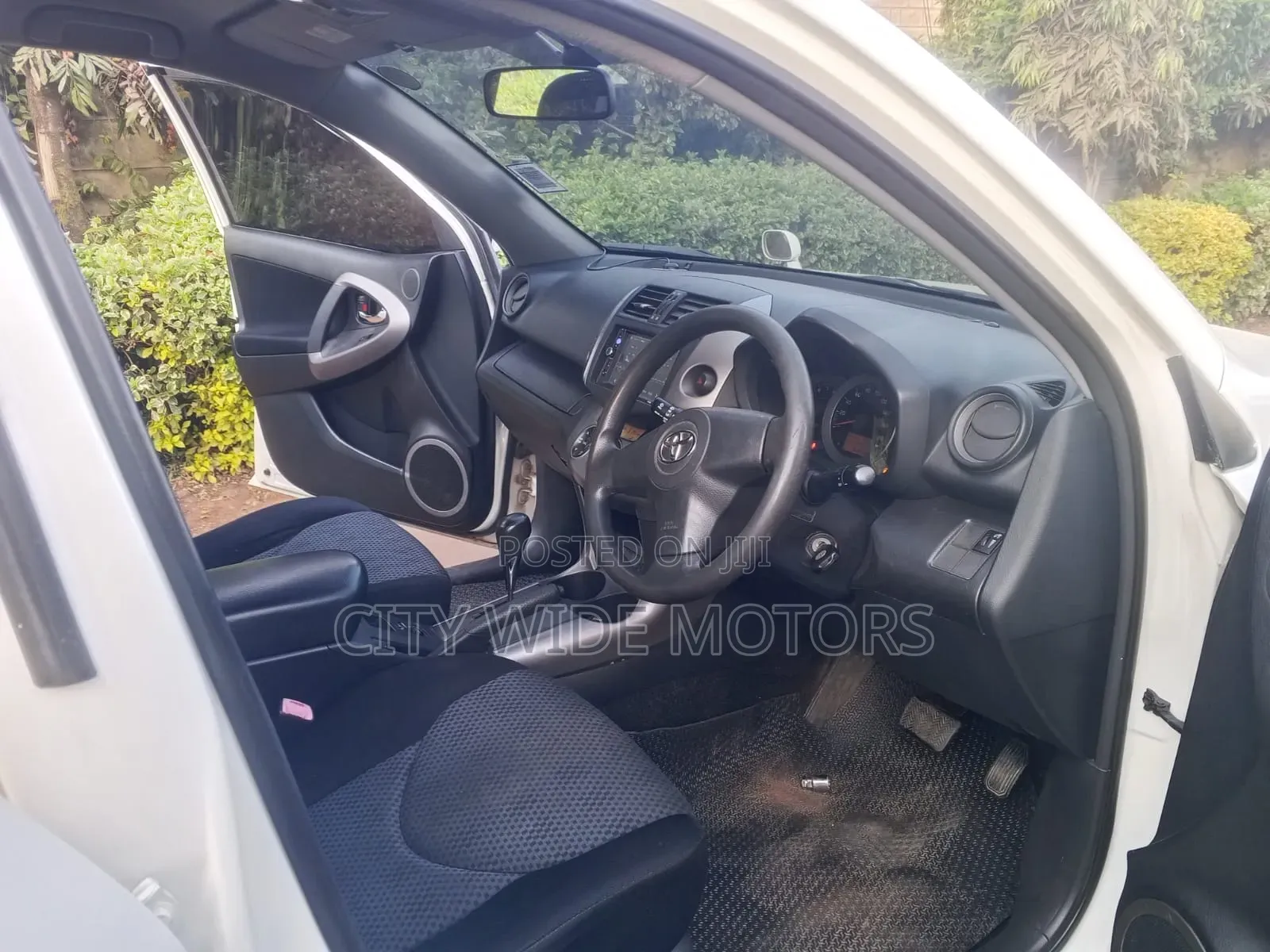 Toyota RAV4 2007 White