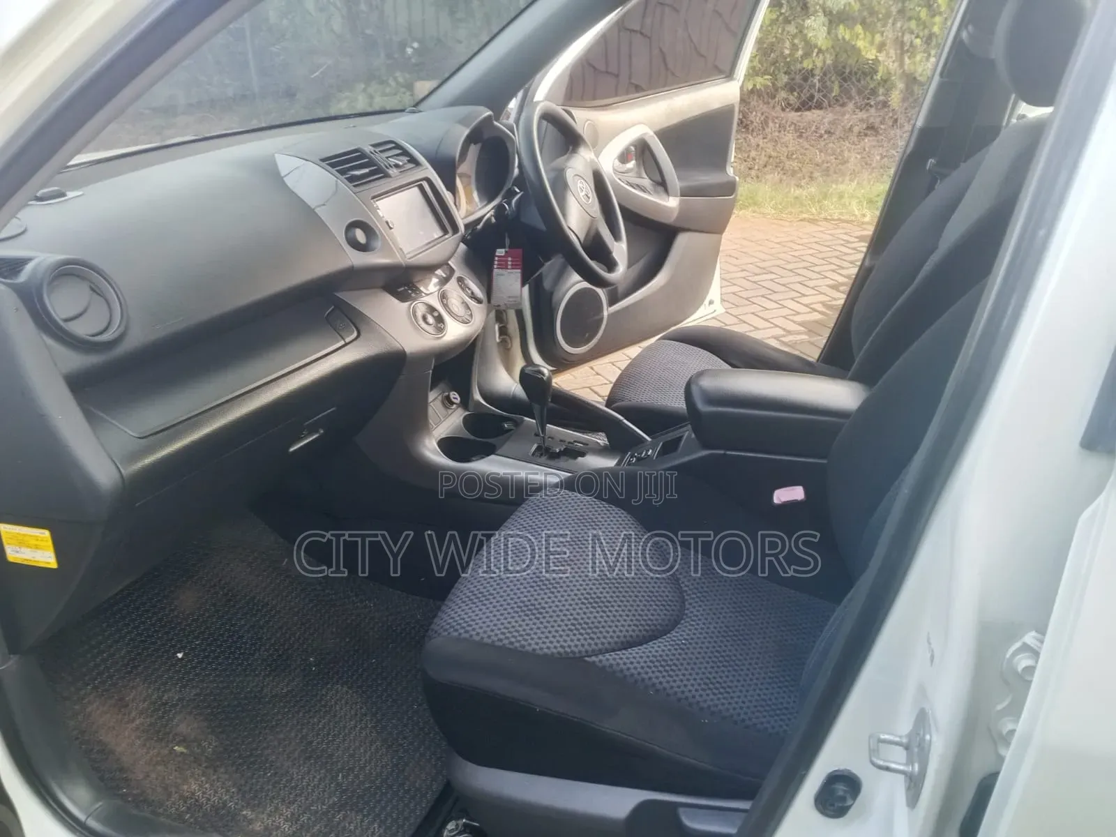 Toyota RAV4 2007 White