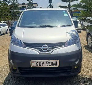 Nissan NV200 2019 Silver