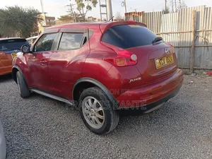 Nissan Juke 2012 Red