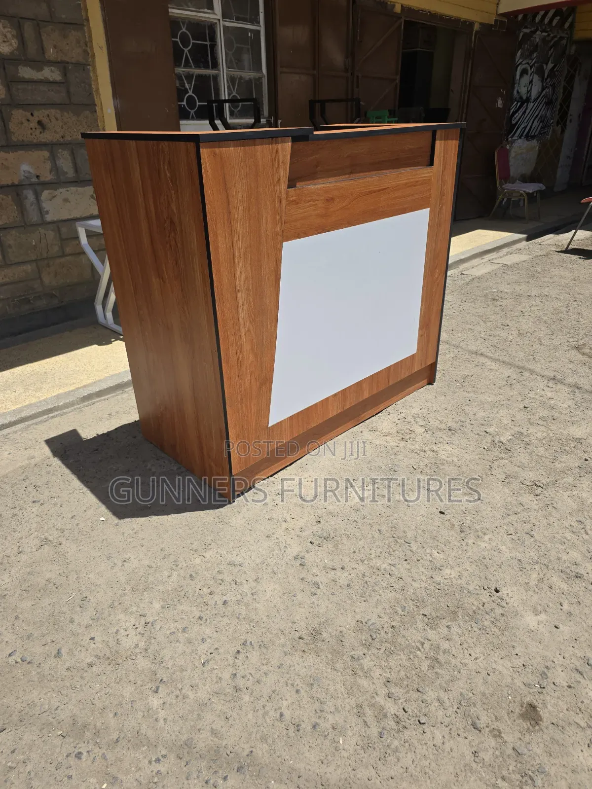 1.4 Metres Receptionist Desk