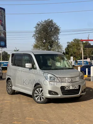 Mitsubishi Delica 2014 Silver