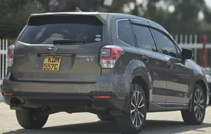 Subaru Forester 2017 Gray