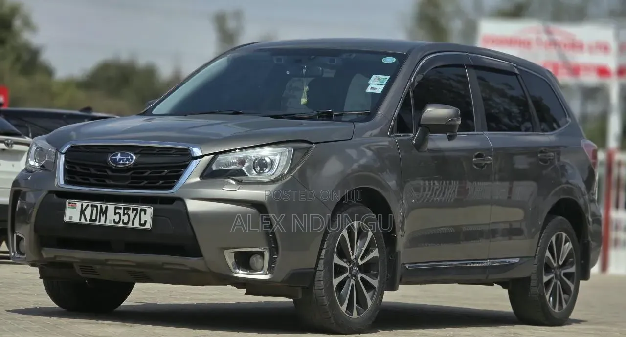 Subaru Forester 2017 Gray