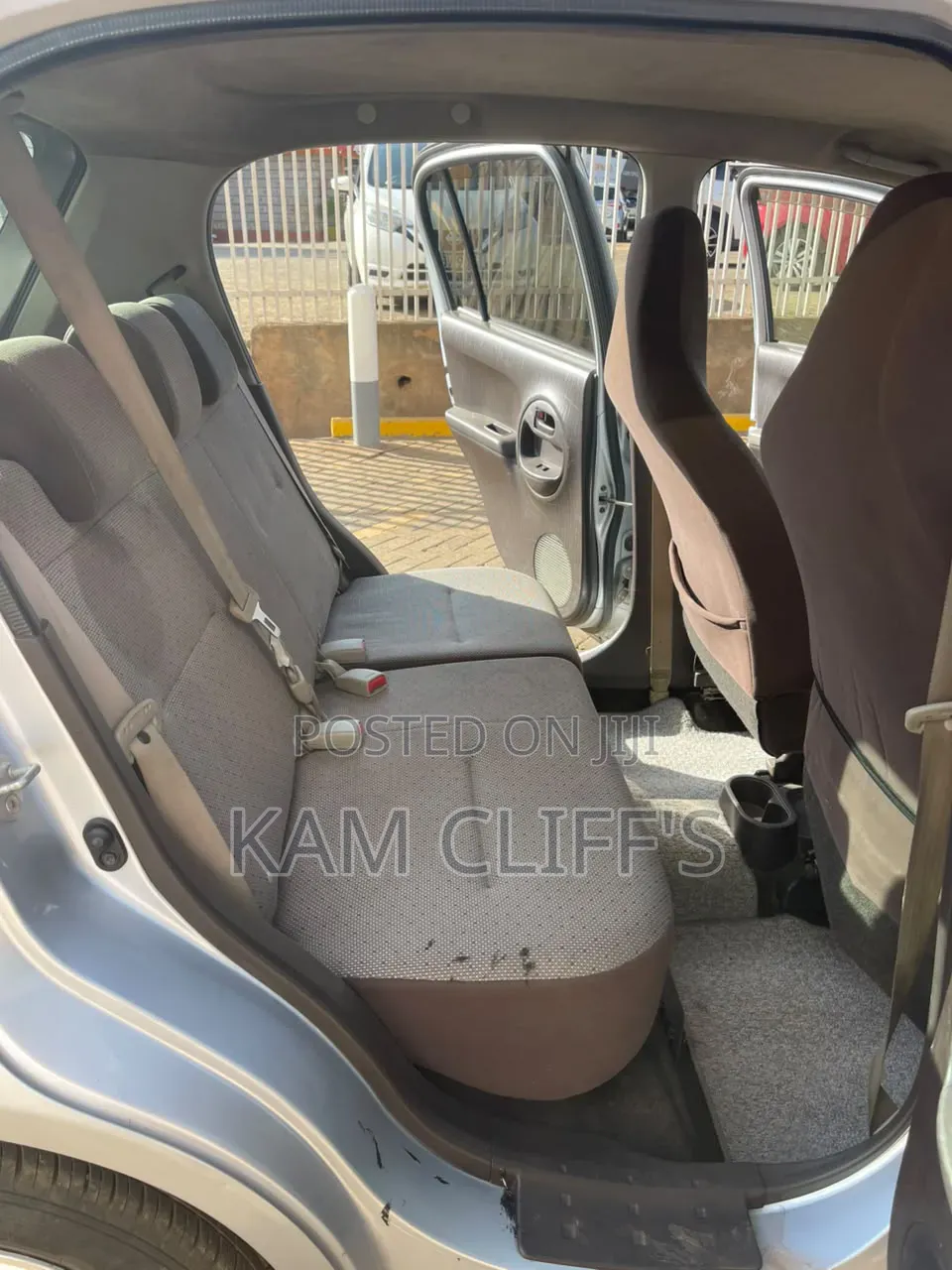 Toyota Passo 2016 Silver