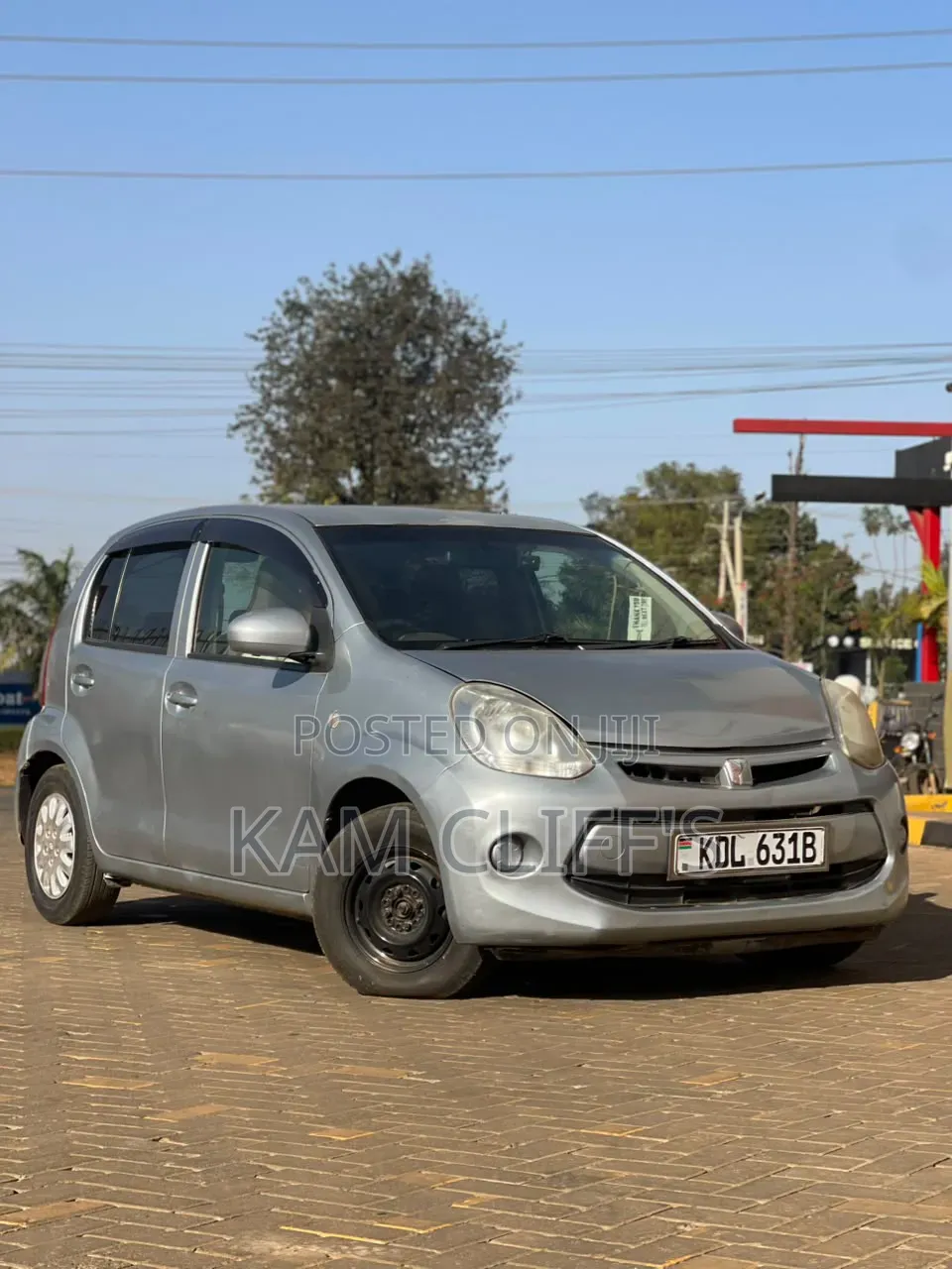 Toyota Passo 2016 Silver
