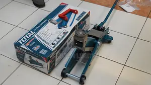 Total 3 Ton Hydraulic Garage Floor Jack. Floor Jacks