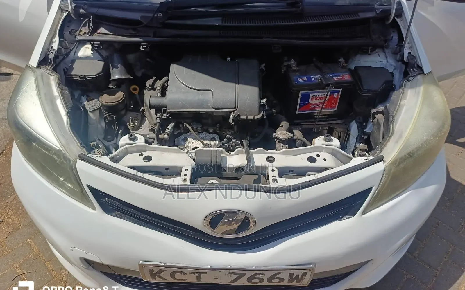 Toyota Vitz 2011 White