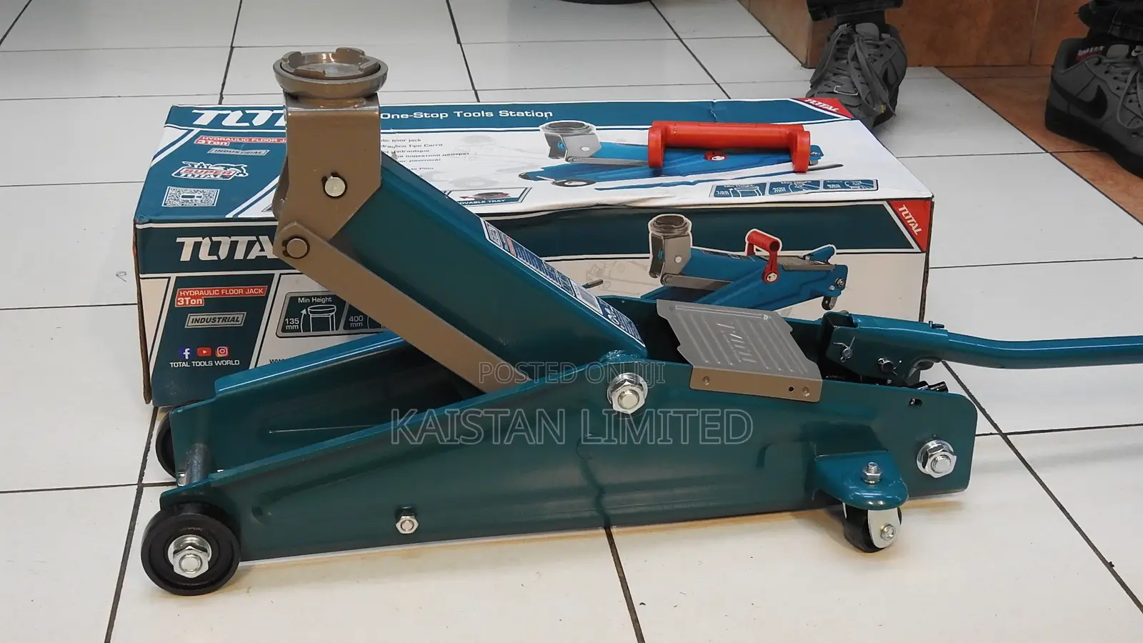 Total 3 Ton Car Jack Hydraulic Floor Trolley Jack