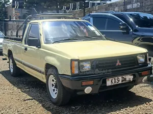 Mitsubishi L200 2004