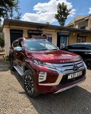 Mitsubishi Pajero Sport Exceed 2020 Maroon