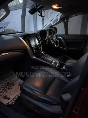 Mitsubishi Pajero Sport Exceed 2020 Maroon