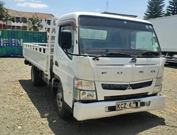 Fuso Canter - thumbnail 2