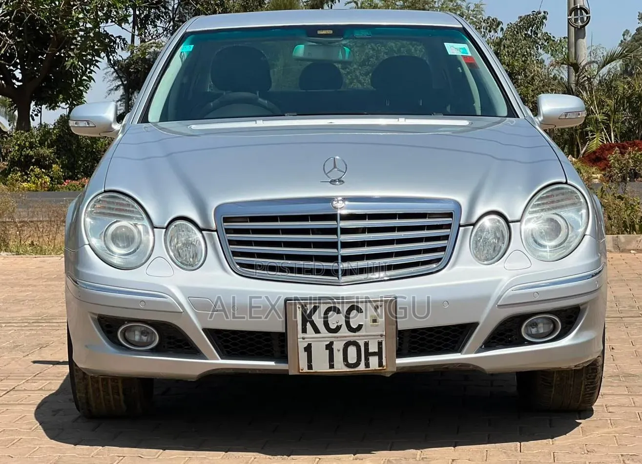 Mercedes-Benz C200 2009 Silver