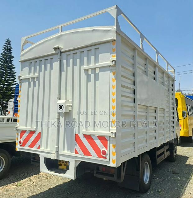Fuso Canter - thumbnail 6