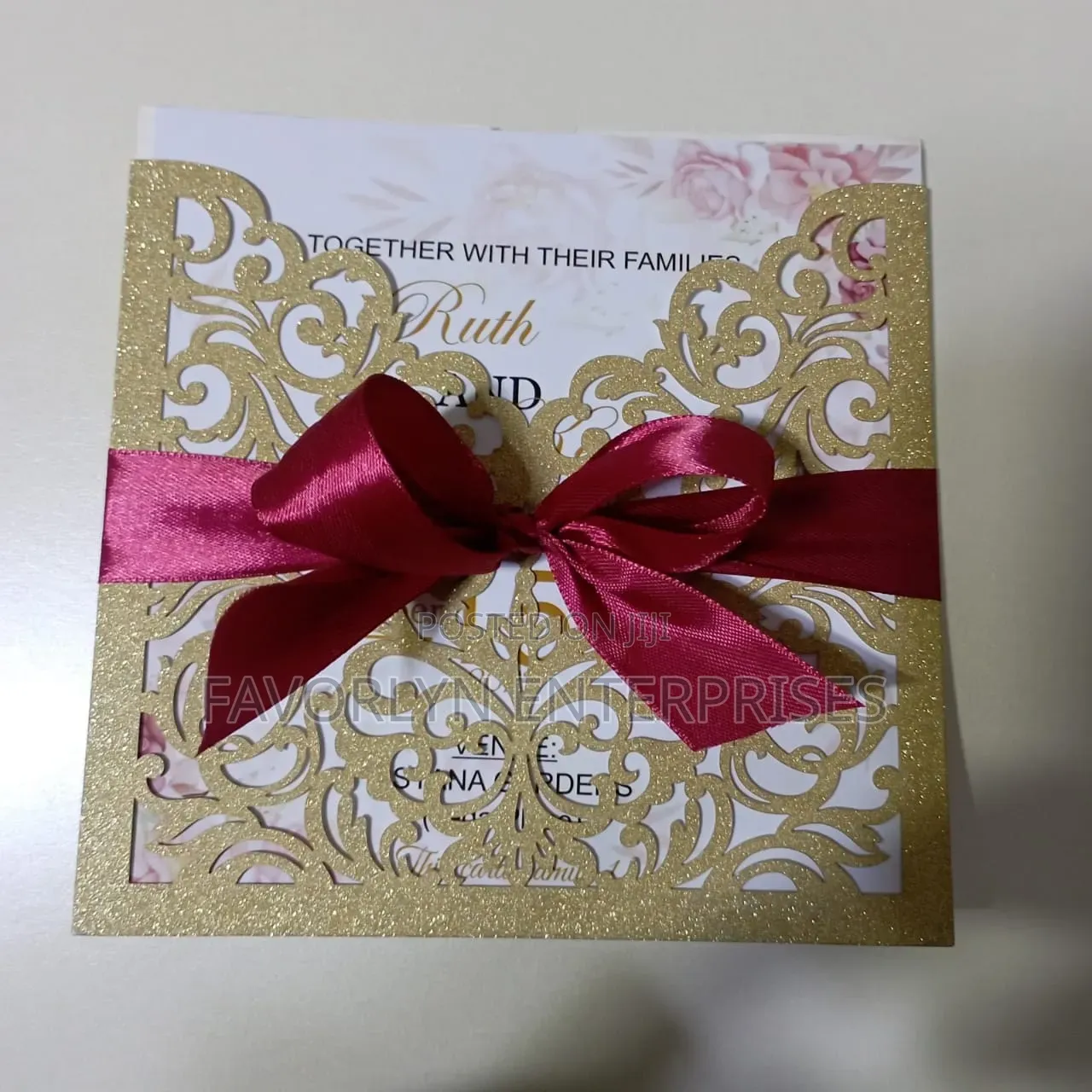Striking Wedding Cards That Leave a Lasting Impression